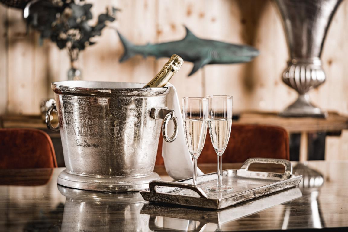 MN_Ambiente_16_04_2021-00033 Champagnerkühler Silber aus Metall (Aluminium)