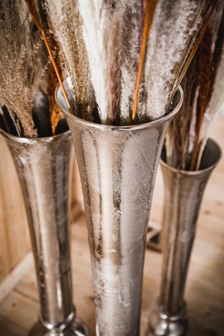 MN_Ambiente_01_10_2021-00003 Bodenvase Vase Silber aus Metall