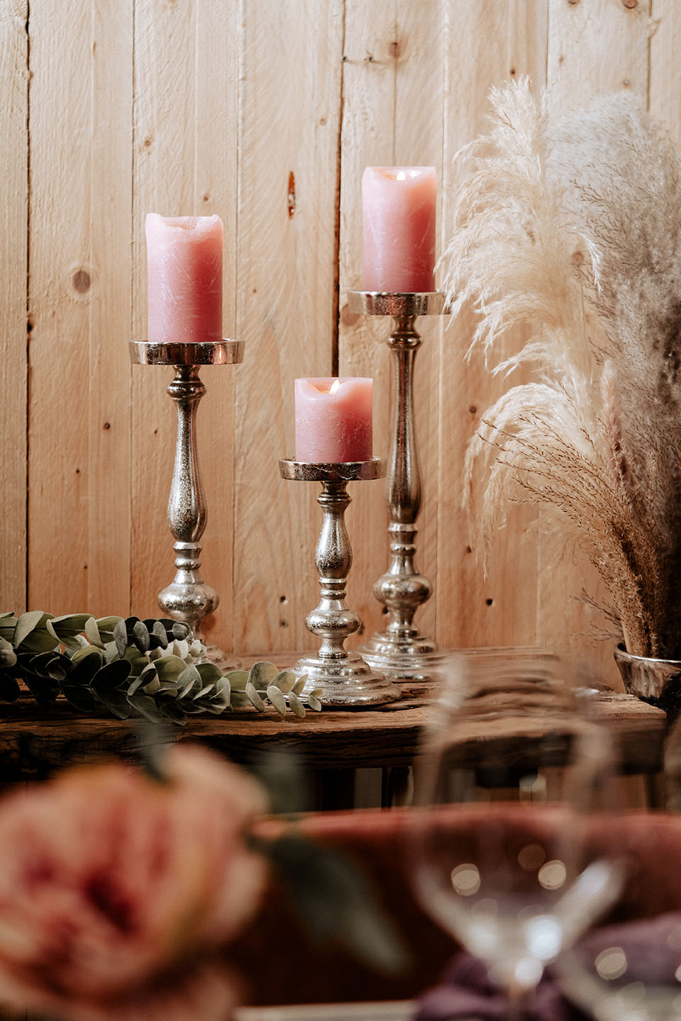 KATHRIN_BARNETZKE_Noll-19112022-Ambiente-52 Kerzenständer Silber aus Metall (Aluminium)