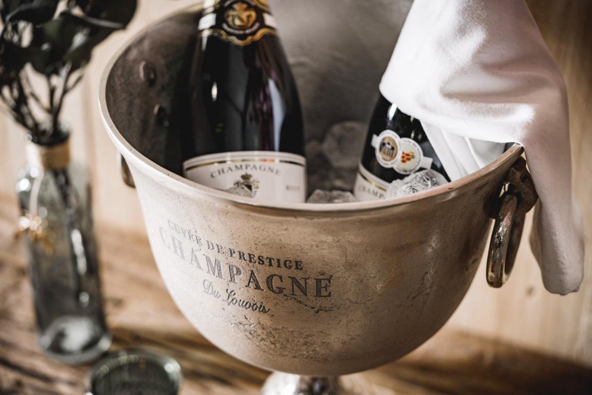 MN_Ambiente_16_04_2021-00015 Champagnerkühler Silber aus Metall (Aluminium)