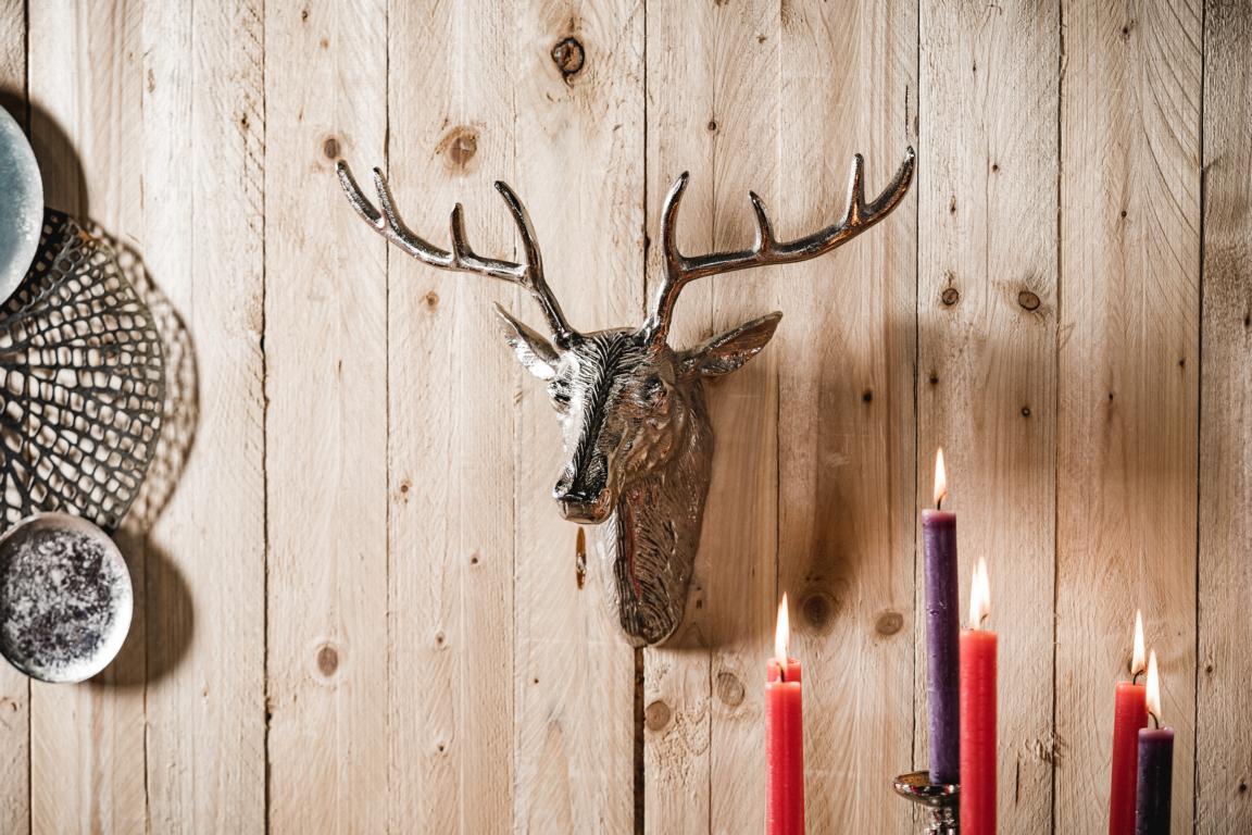 MN_Ambiente_05_07_2021-00048 Hirschgeweih Hirschkopf Geweih Silber aus Metall Wanddekoration